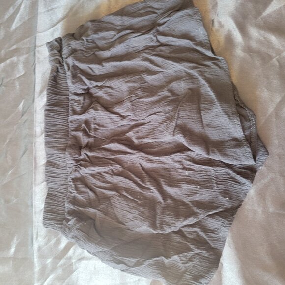 Black with white floral design shorts 2/$5 - Picture 2 of 3